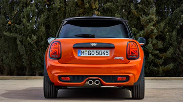 MINI Hatch - full rear