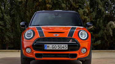 MINI Hatch - full front