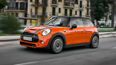 MINI Hatch - front action