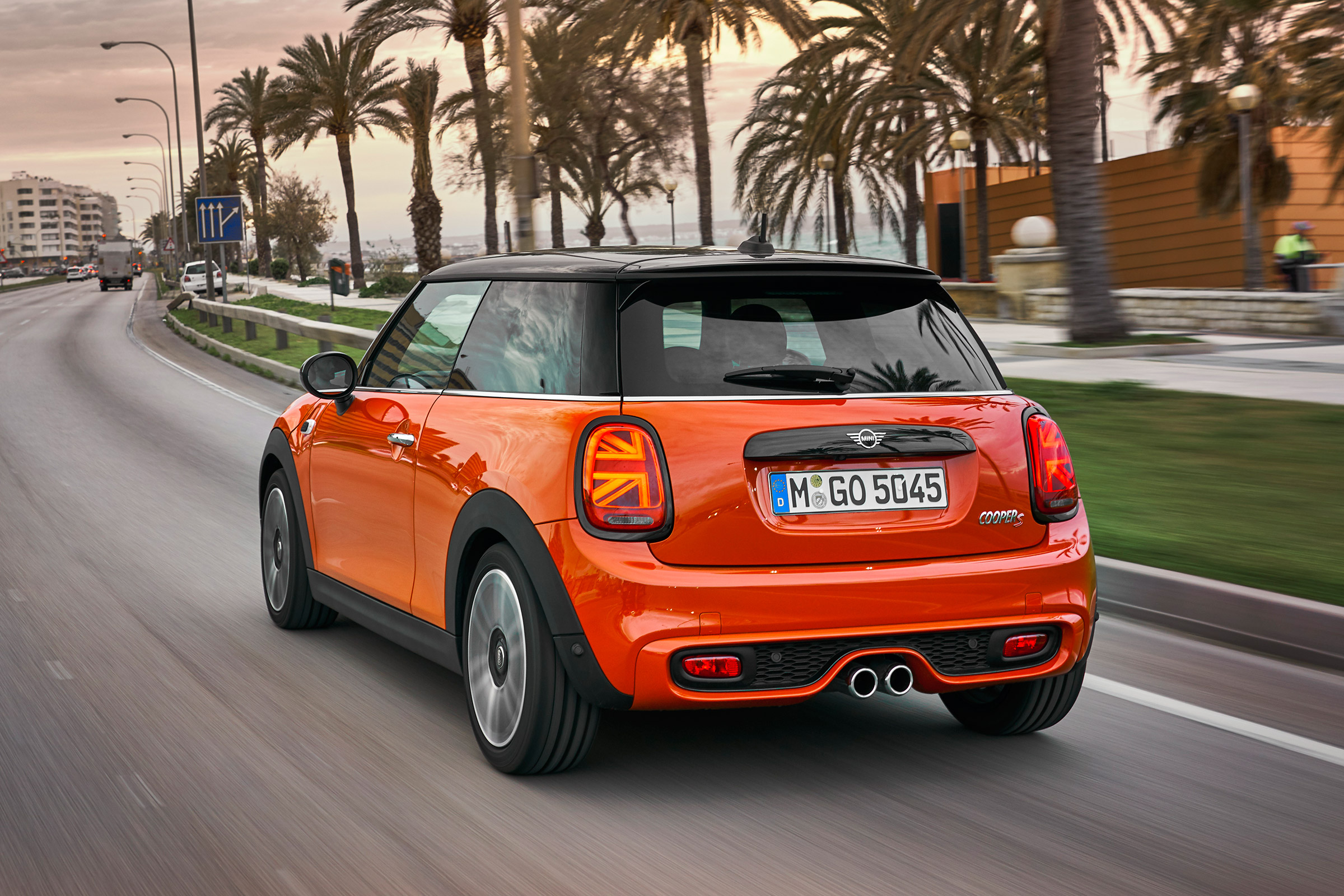 MINI Hatch - rear