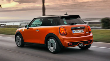 MINI Hatch - rear action