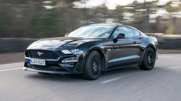Ford Mustang 10-speed auto - front