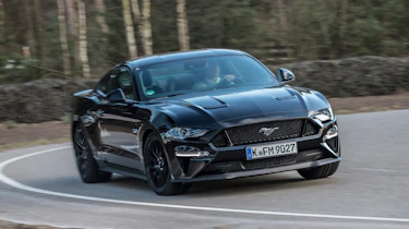 Ford Mustang 10-speed auto - front cornering