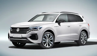 Volkswagen Touareg - front