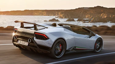 Lamborghini Huracan Performante Spyder - rear