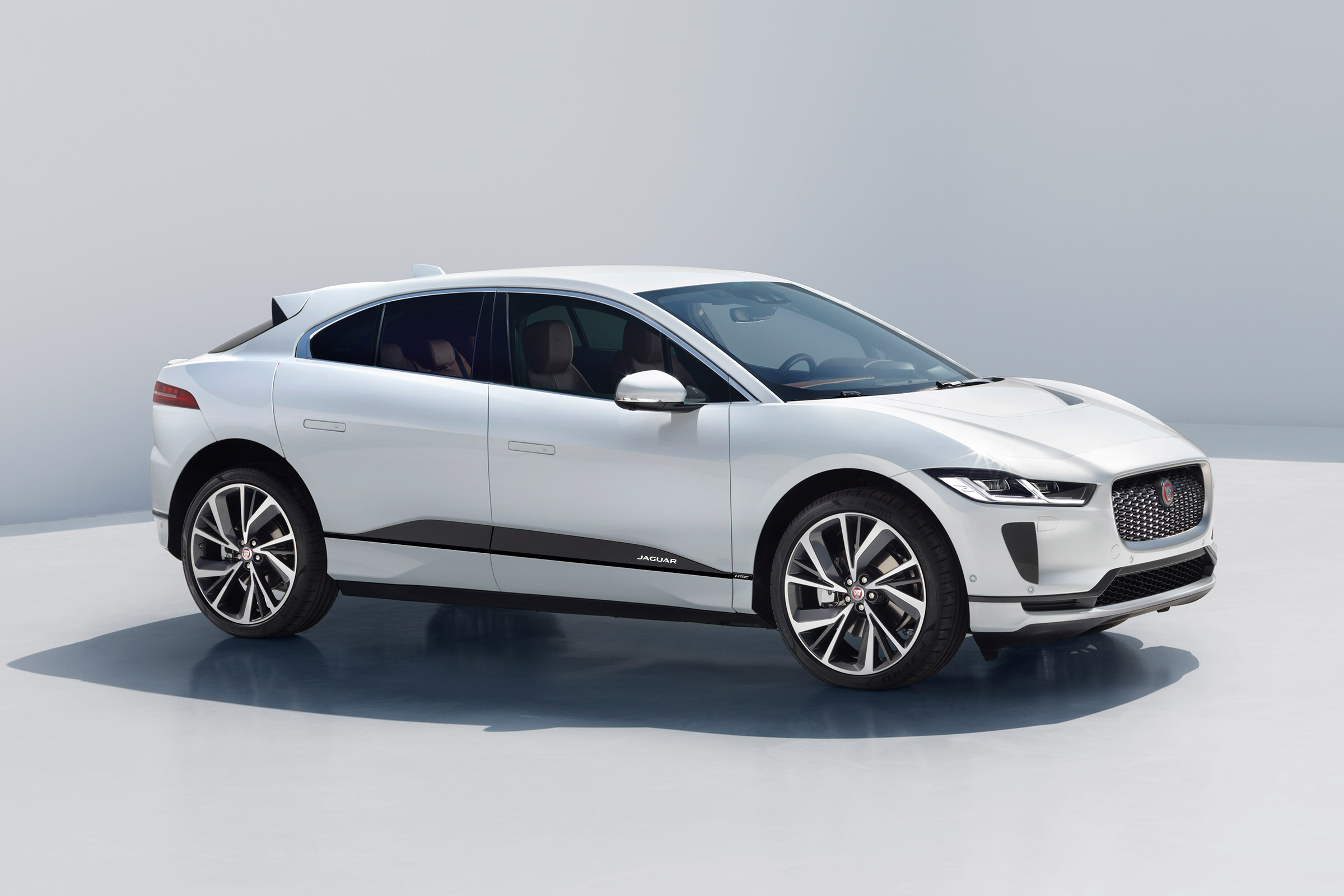 Jaguar I-Pace - front white