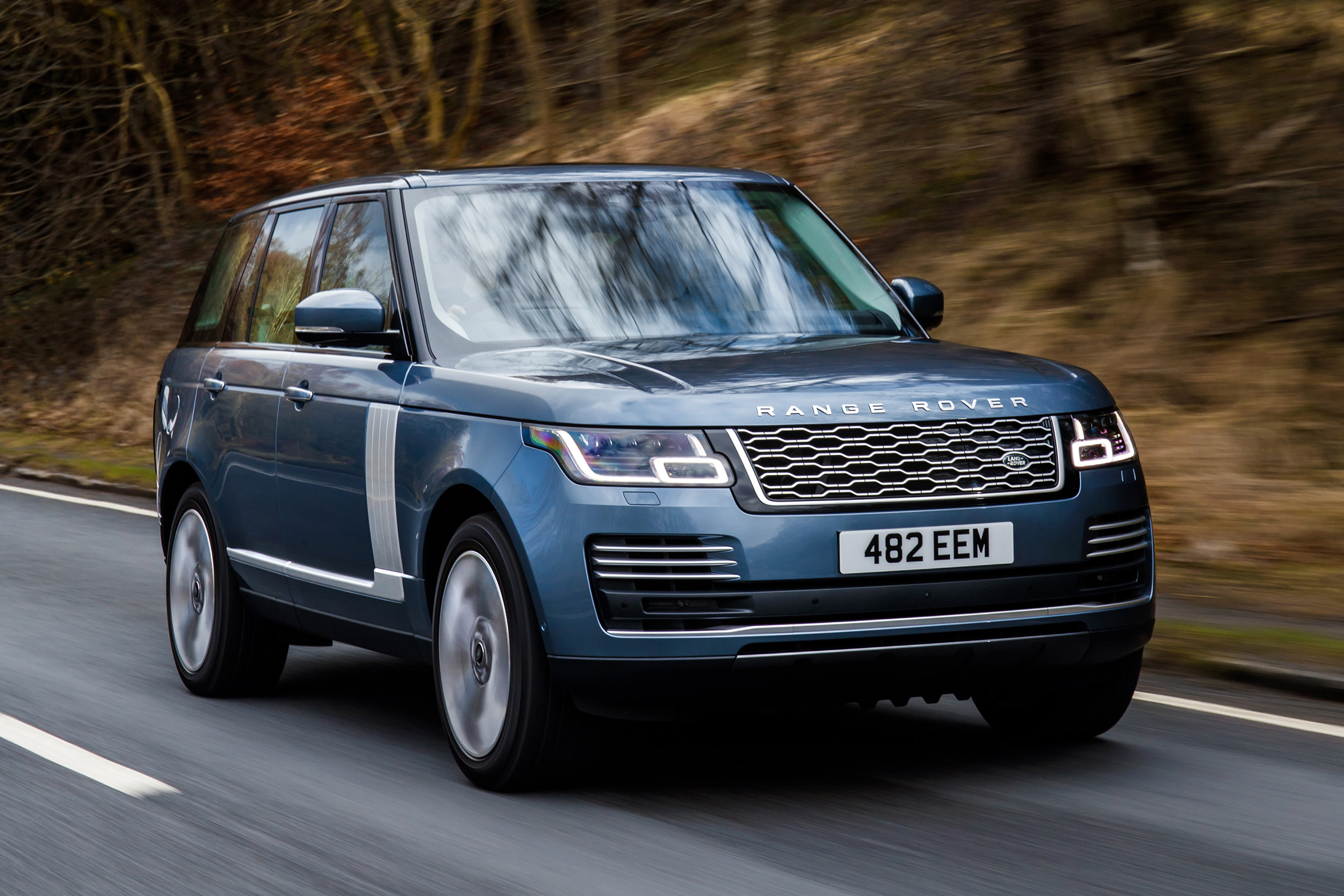 Range Rover PHEV - front