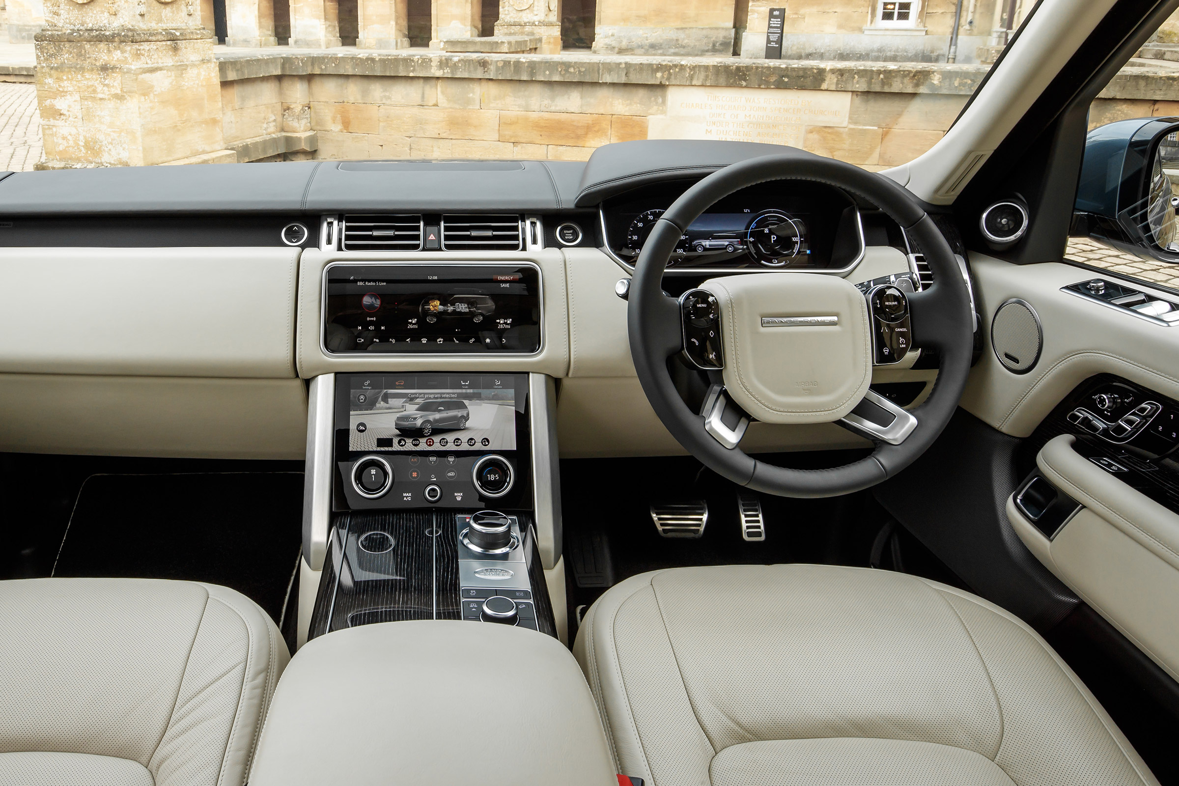 Range Rover PHEV - dash