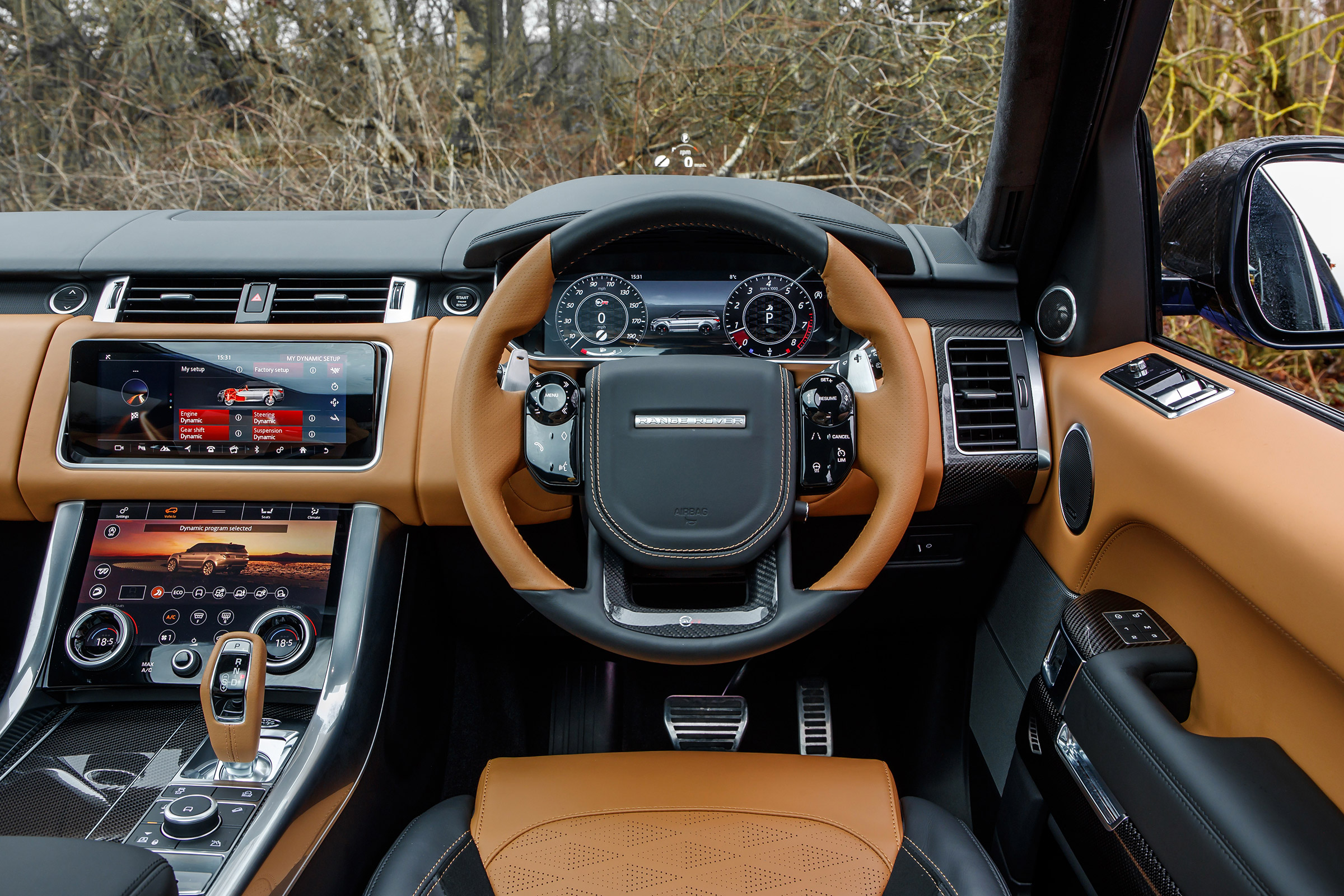 Range Rover Sport SVR - dash