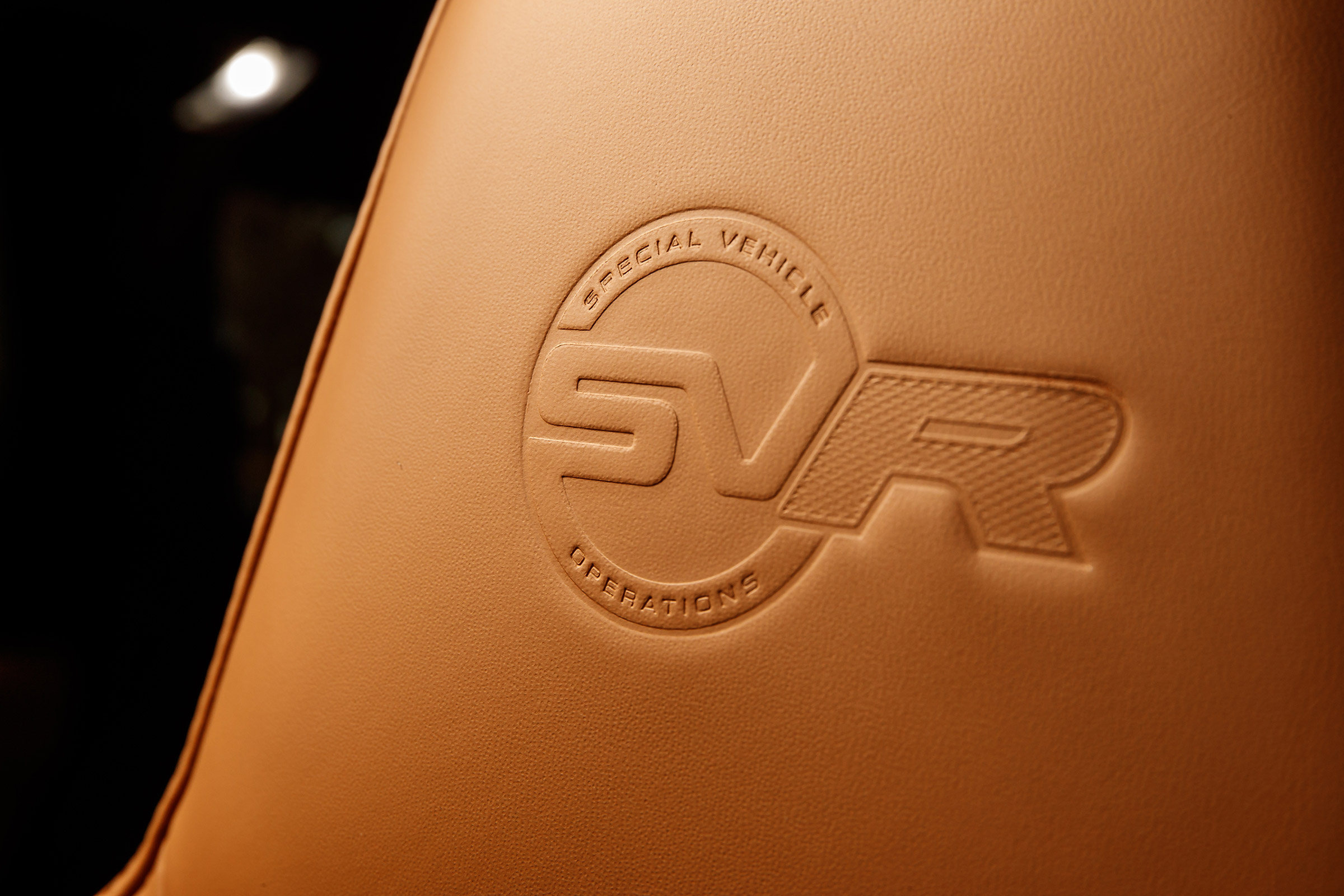 Range Rover Sport SVR - seat detail