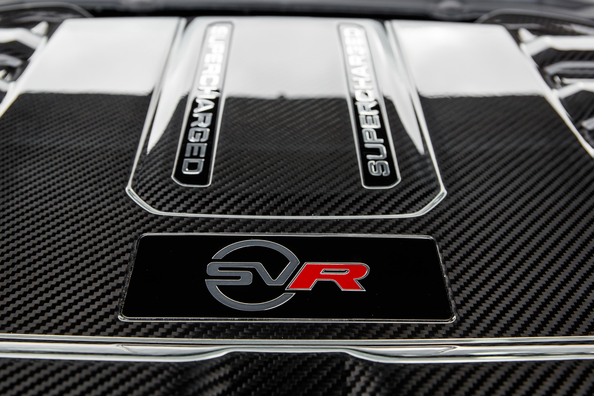 Range Rover Sport SVR - engine detail