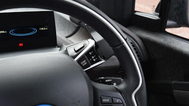 BMW i3s in-depth review - steering wheel