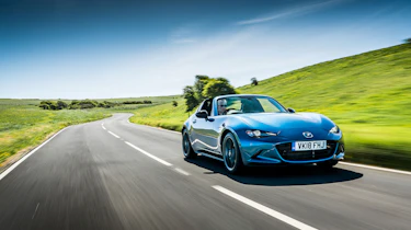 Mazda MX-5 RF Sport Black - front