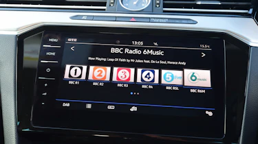 Volkswagen Passat GTE - infotainment