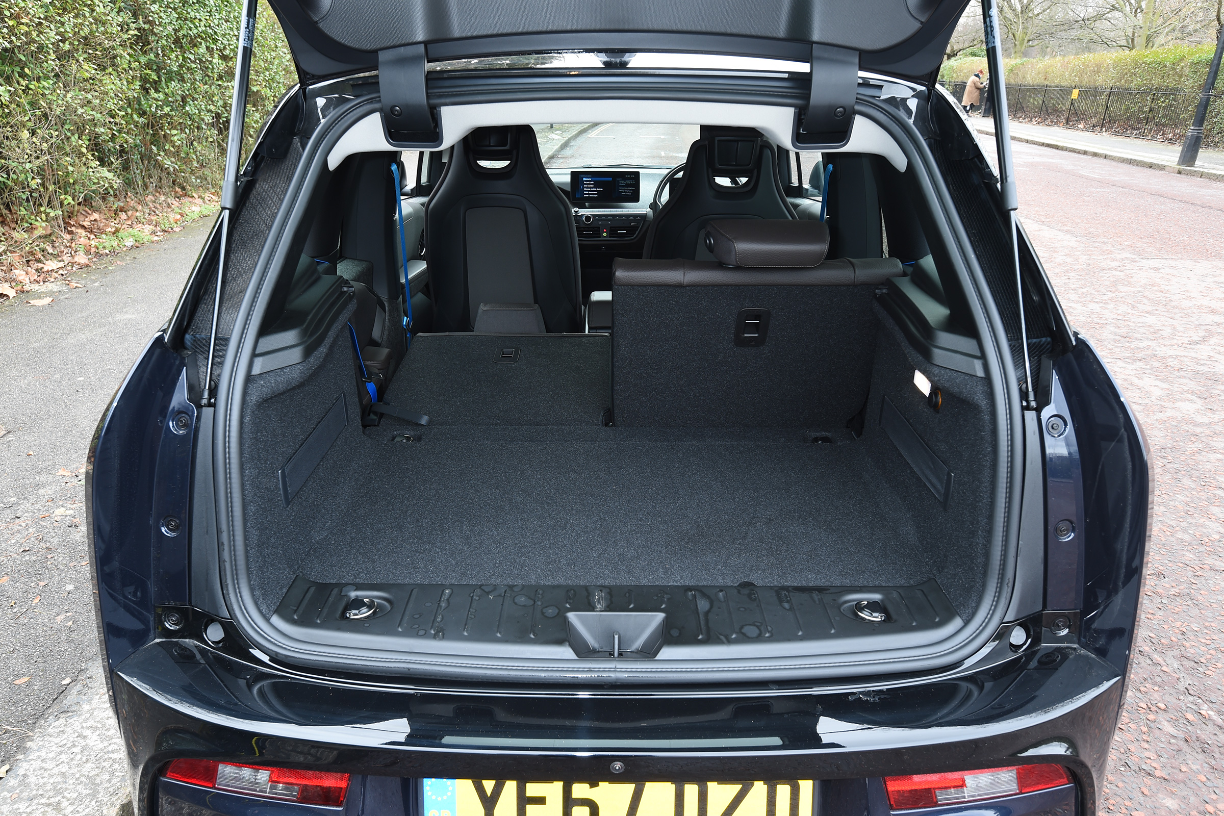BMW i3s in-depth review - boot