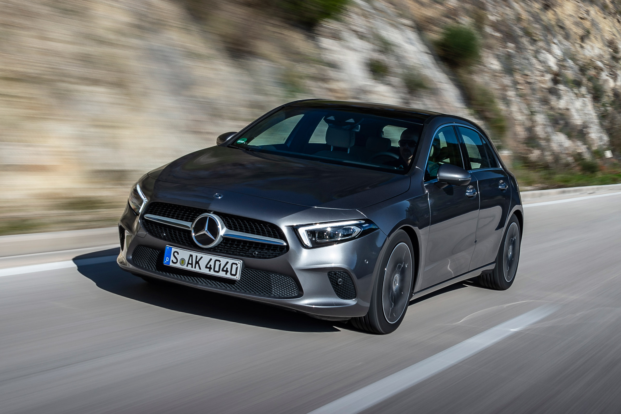 Mercedes A-Class - front tracking
