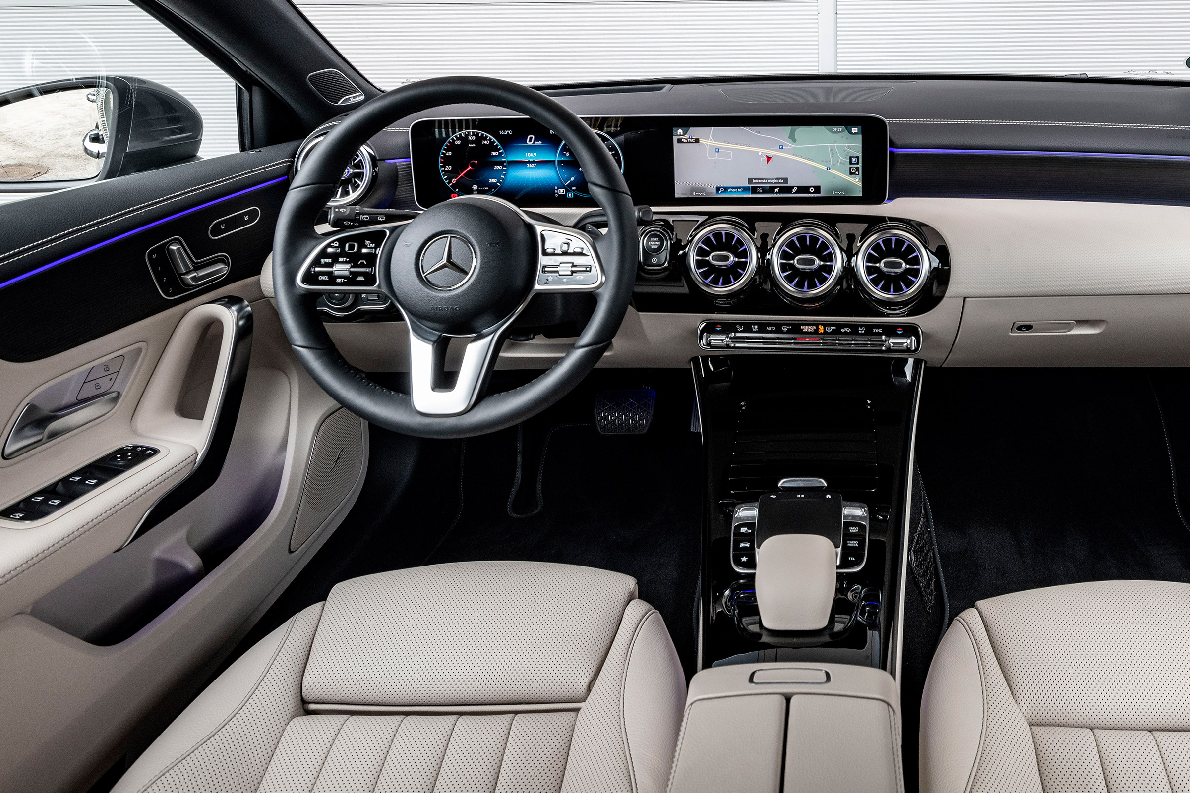 Mercedes A-Class - dash