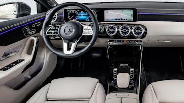 Mercedes A-Class - dash