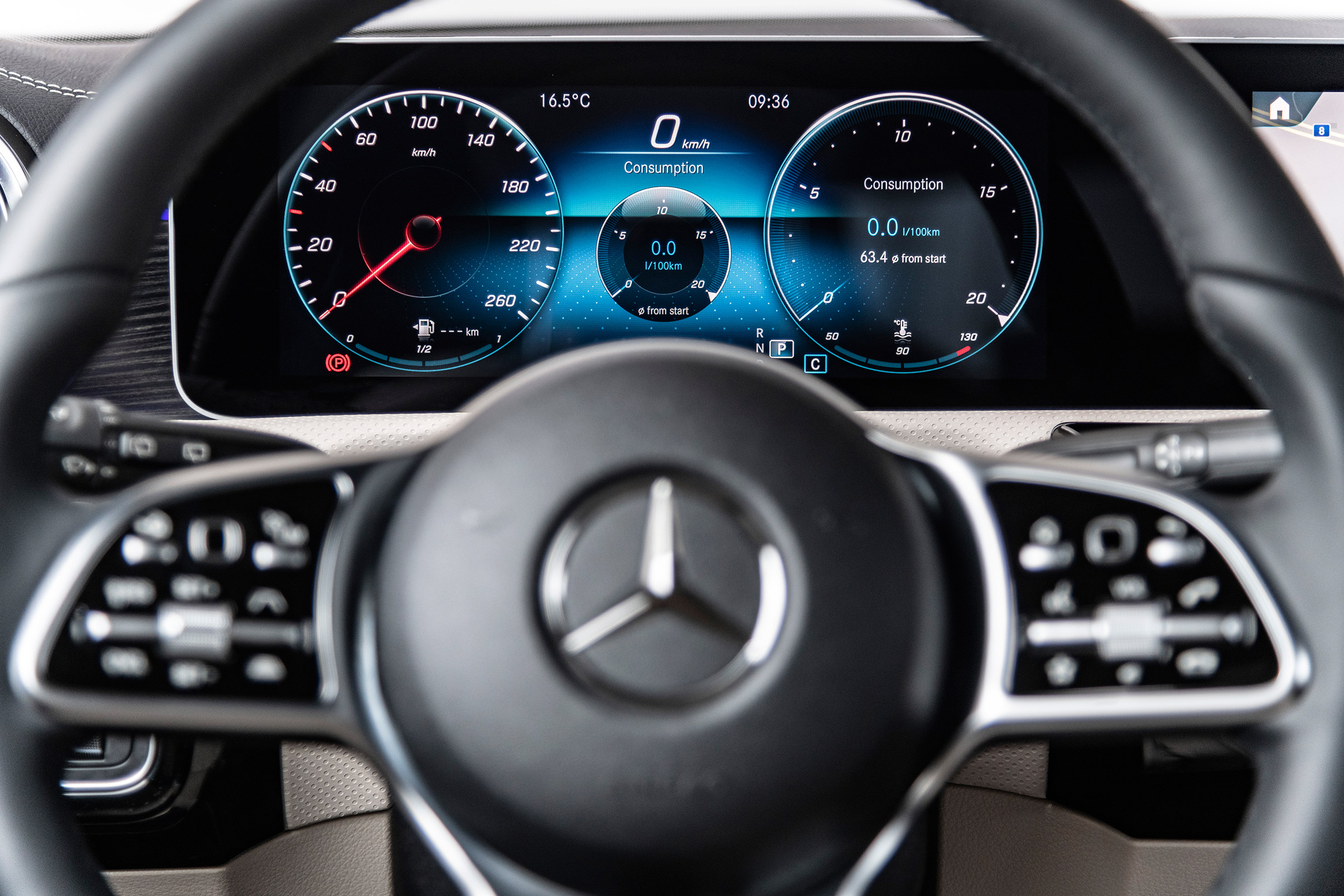 Mercedes A-Class - dials