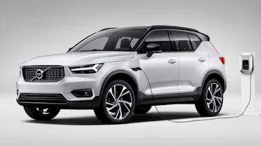 Volvo XC40 T5 plug-in hybrid - front