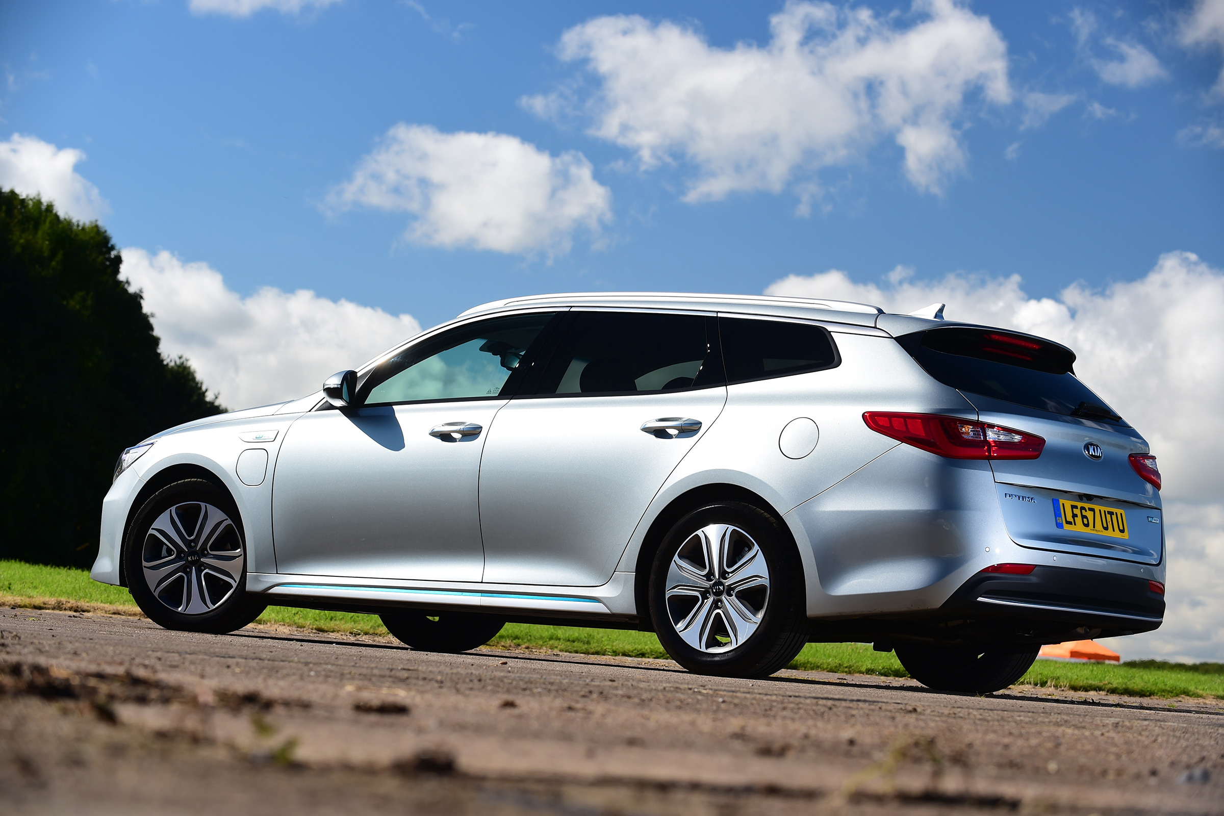 Kia Optima PHEV - rear