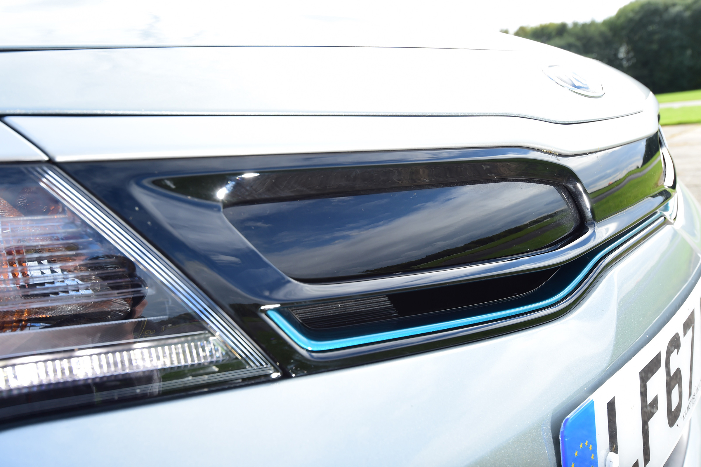 Kia Optima PHEV - headlight