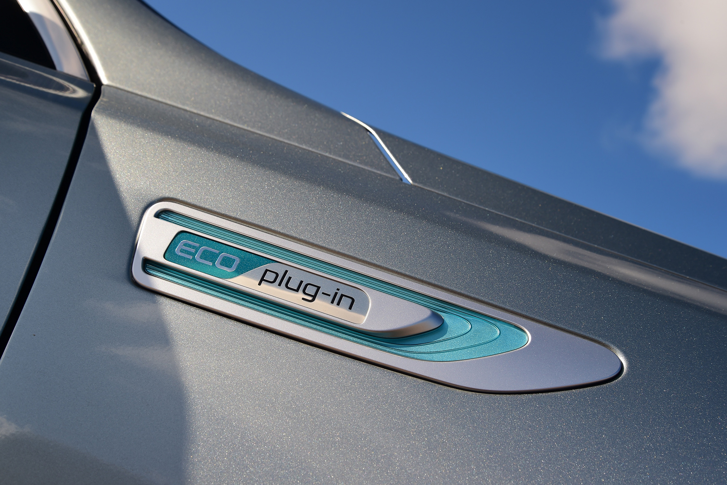 Kia Optima PHEV - badge