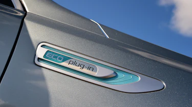 Kia Optima PHEV - badge