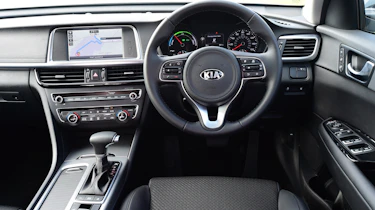 Kia Optima PHEV - interior