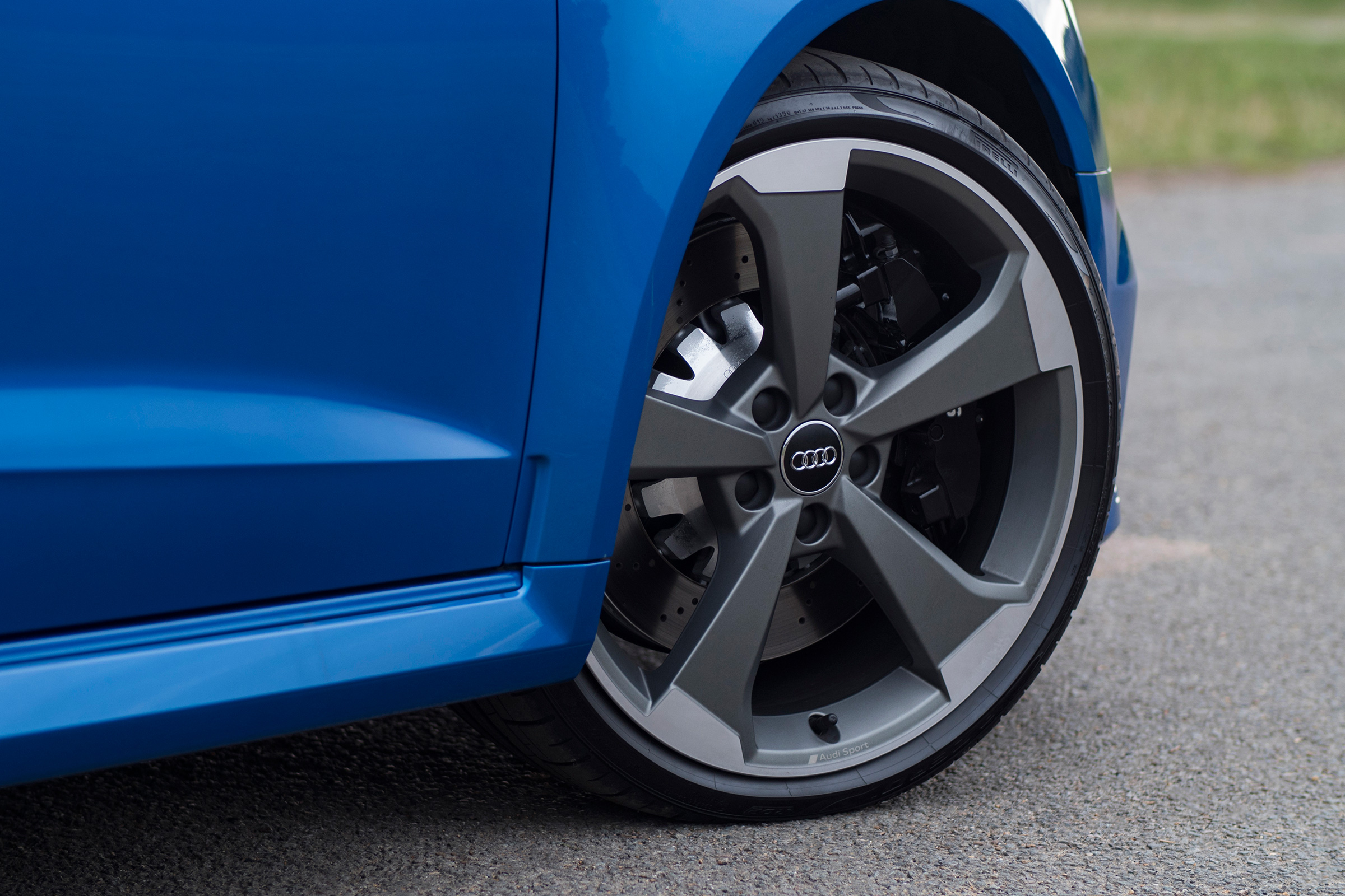 Audi RS 3 - wheel