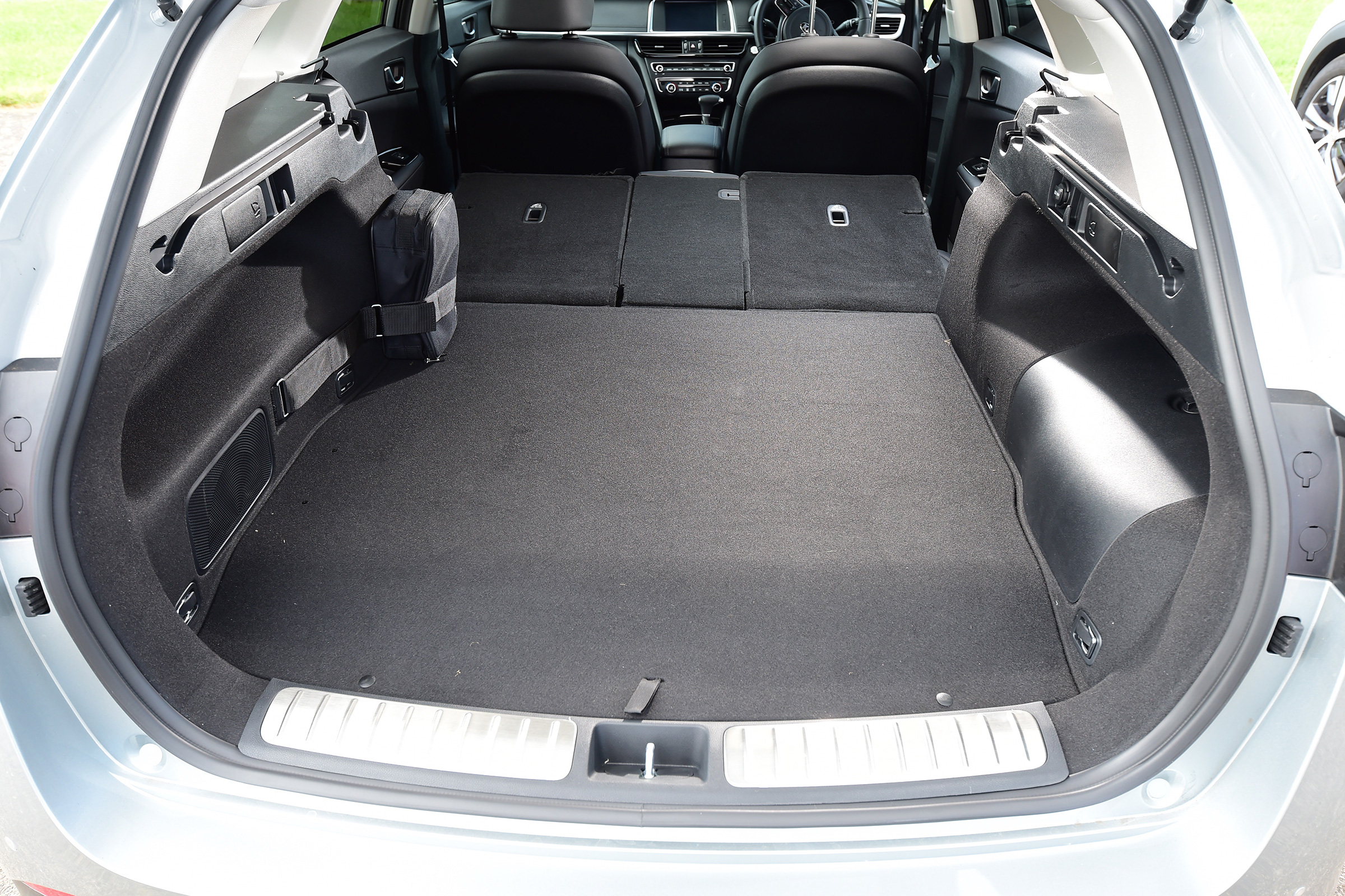 Kia Optima PHEV - boot