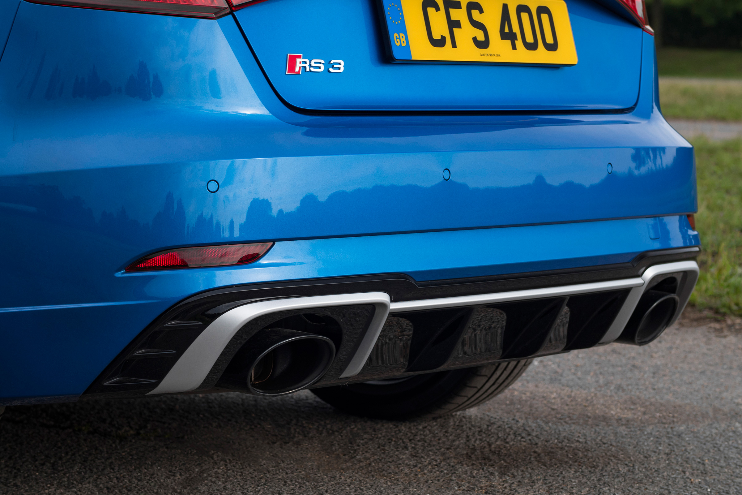 Audi RS 3 - exhaust