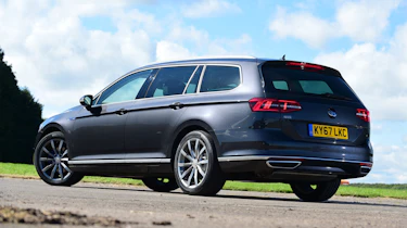 Volkswagen Passat GTE - rear