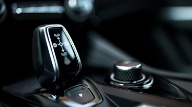 Lynk & Co 02 SUV - controls