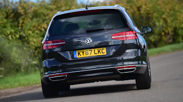 Volkswagen Passat GTE - rear