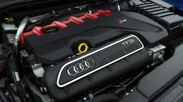 Audi RS 3 - engine