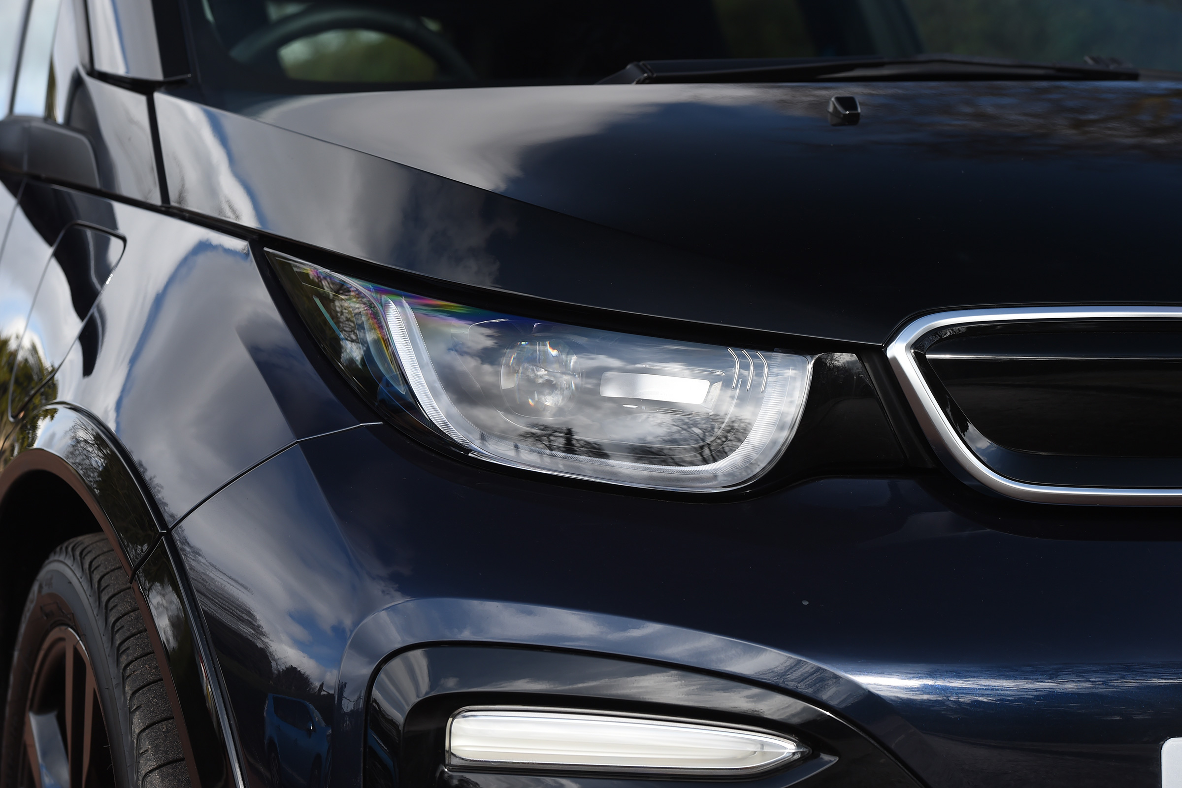 BMW i3s in-depth review - headlight