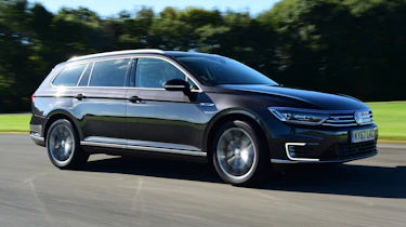 Volkswagen Passat GTE - front