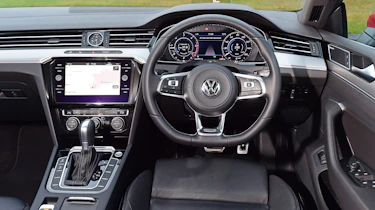 Volkswagen Arteon - steering wheel
