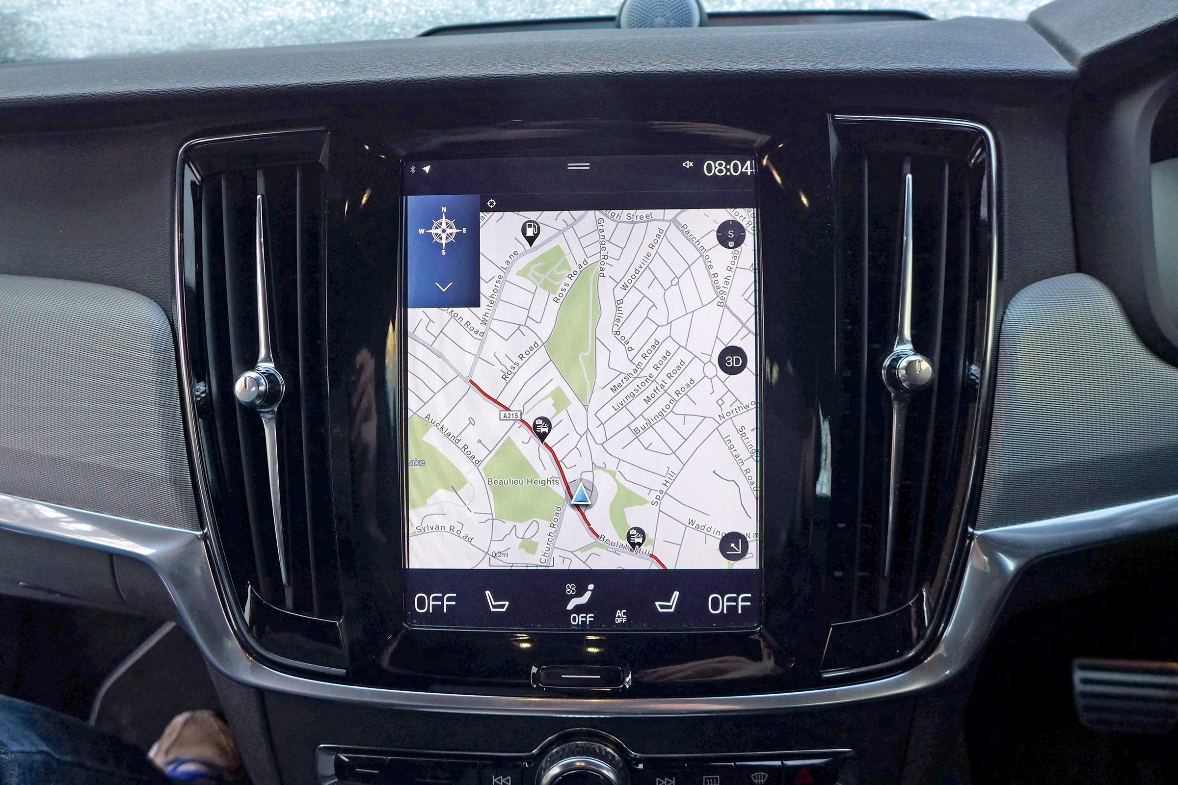 Volvo S90 long-termer - sat nav