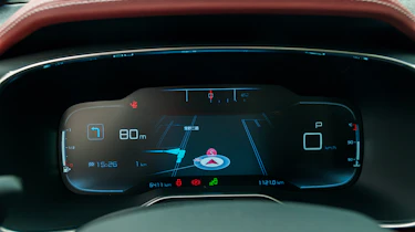 Citroen C5 Aircross - dials