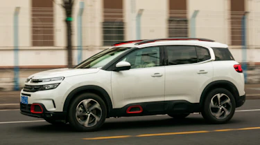 Citroen C5 Aircross - front action