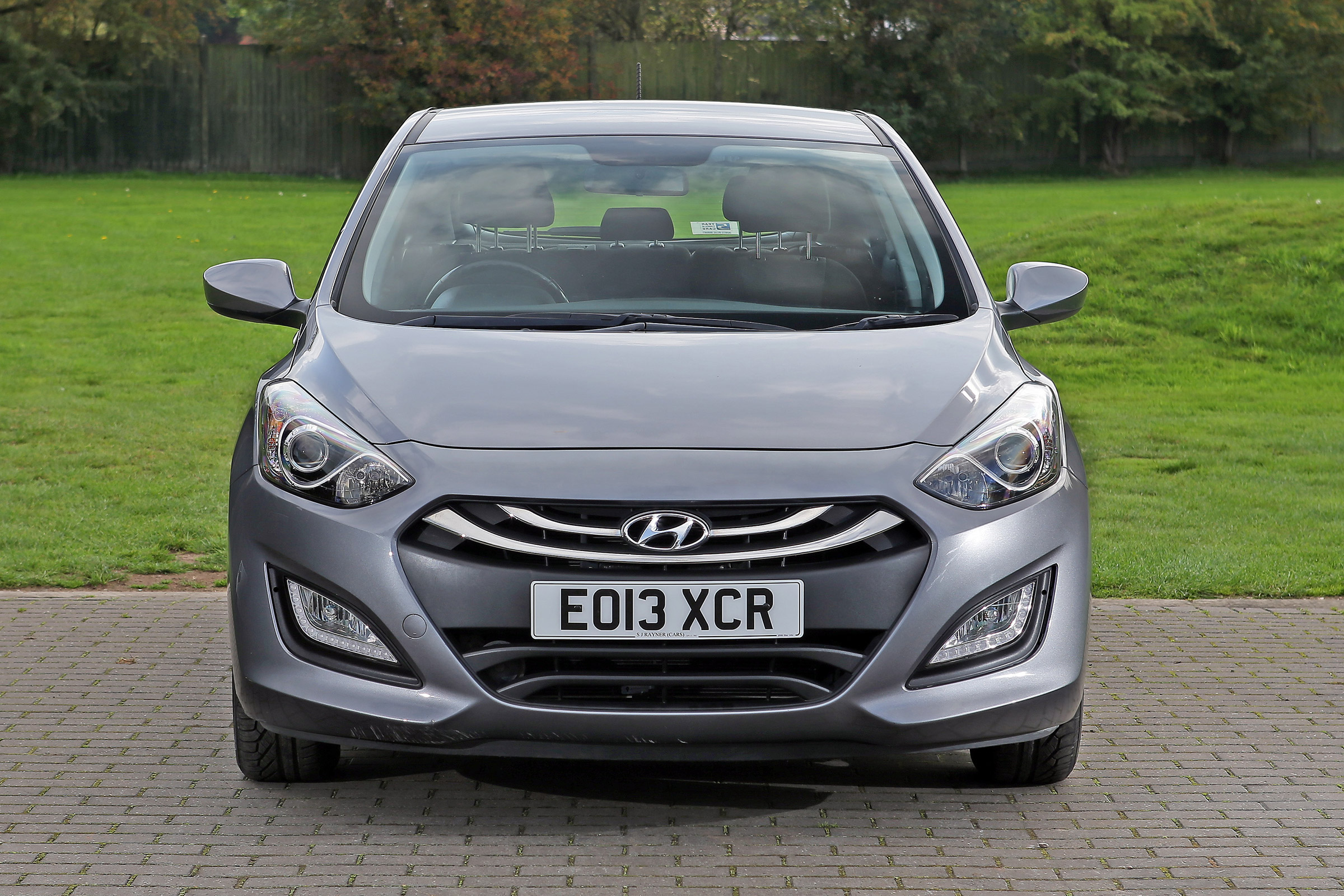 Used Hyundai i30 - full front