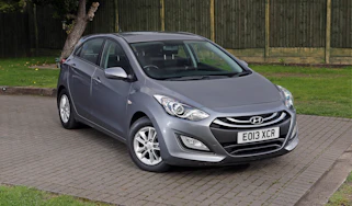 Used Hyundai i30 - front