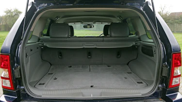 Used Jeep Grand Cherokee - boot