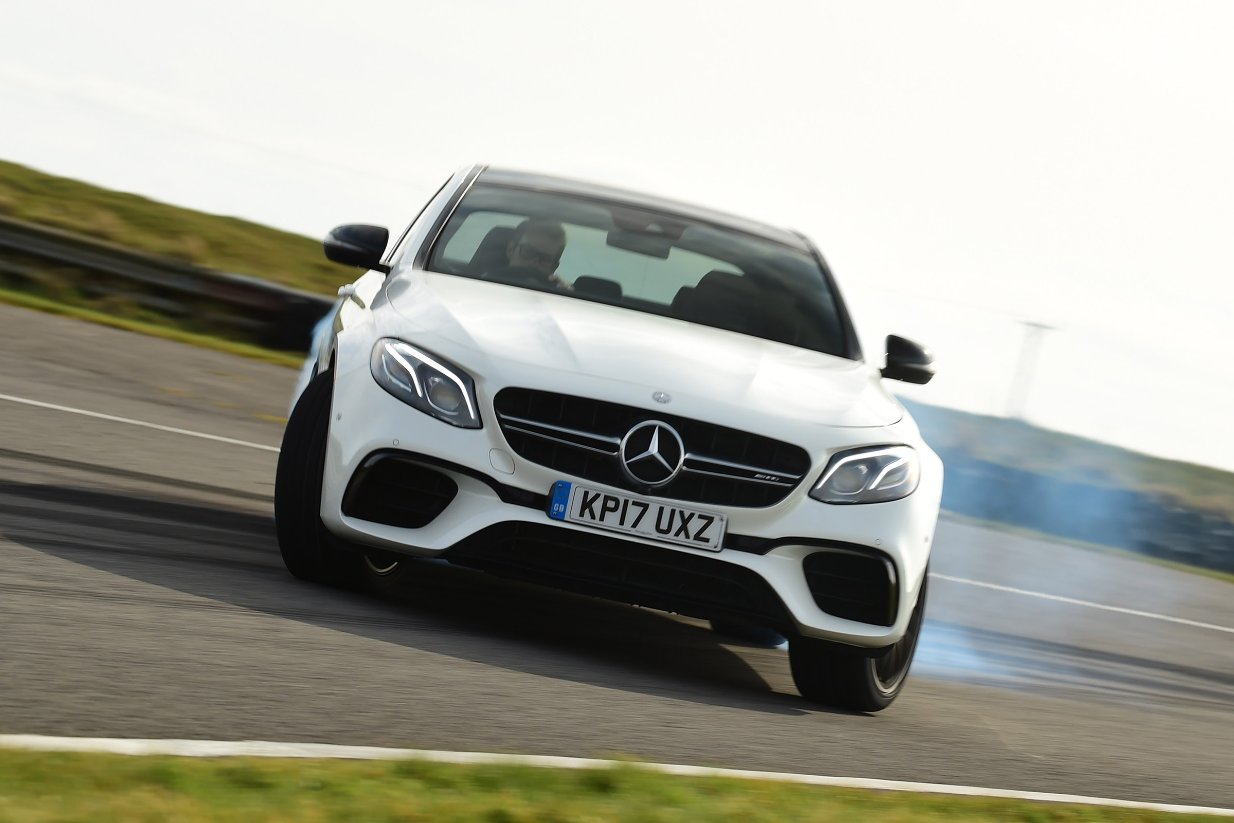 Mercedes-AMG E 63 S - drift