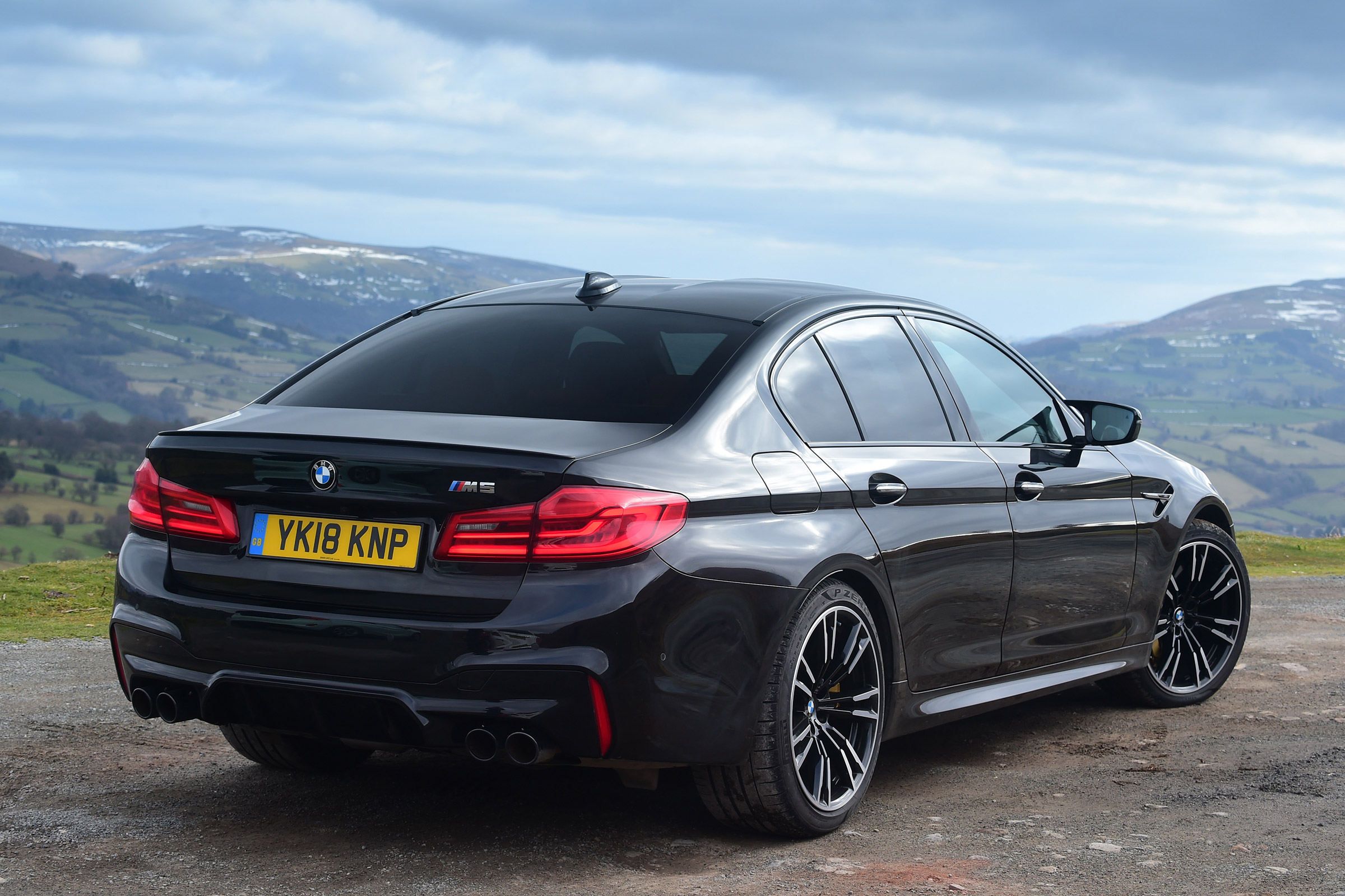 BMW M5 - rear static