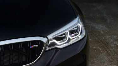 BMW M5 - front light
