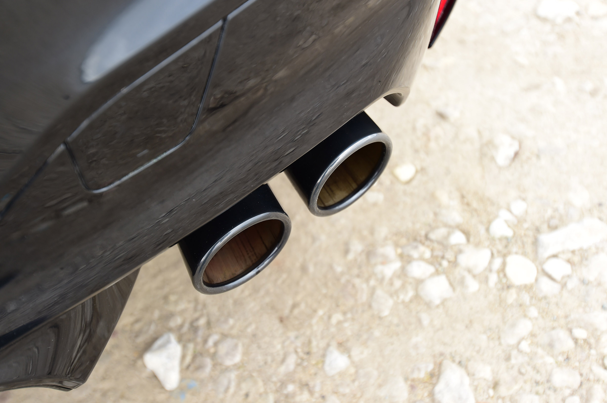 BMW M5 - exhaust