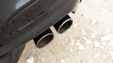 BMW M5 - exhaust